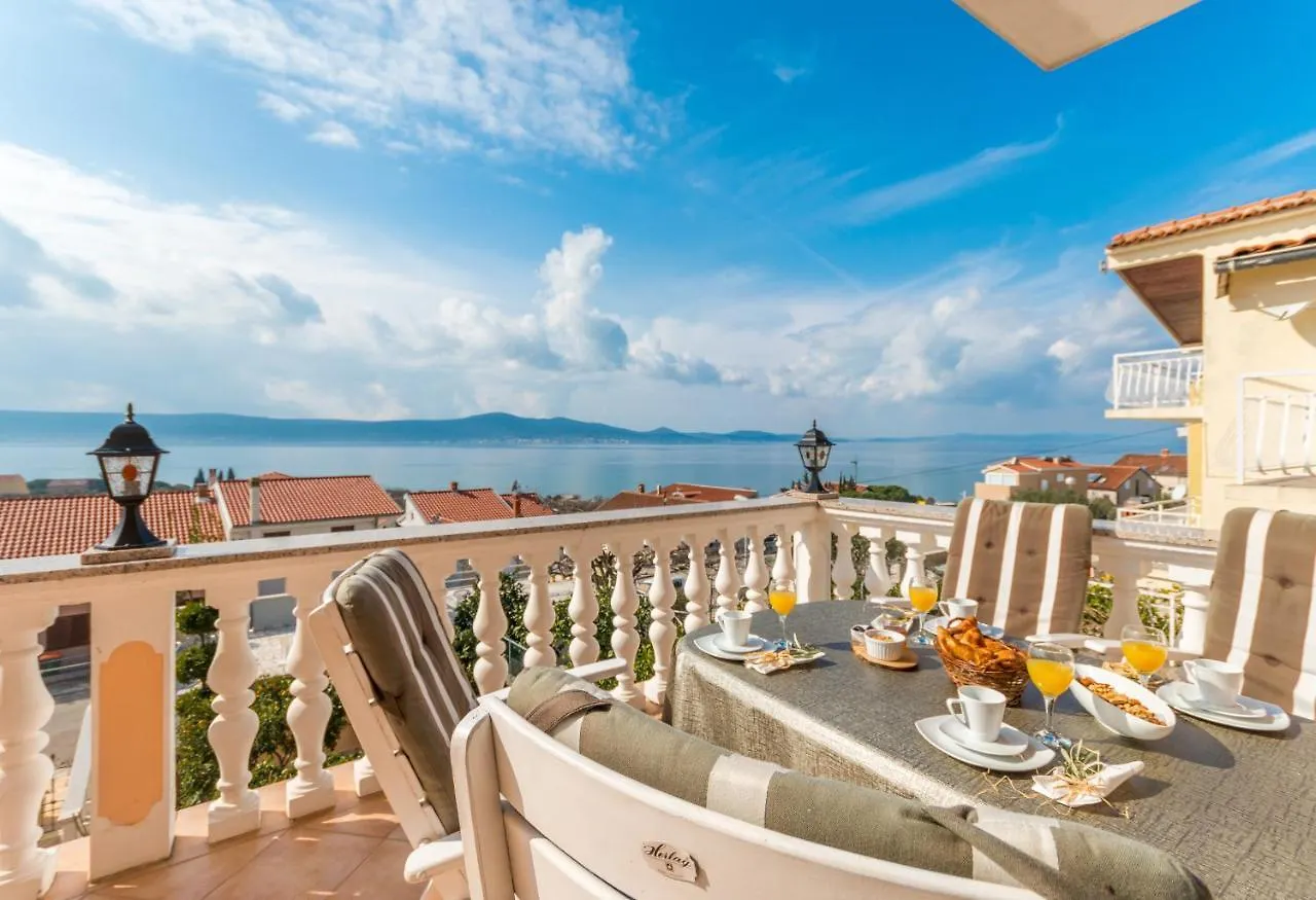 Mustel Travel Apartments Sveti Petar