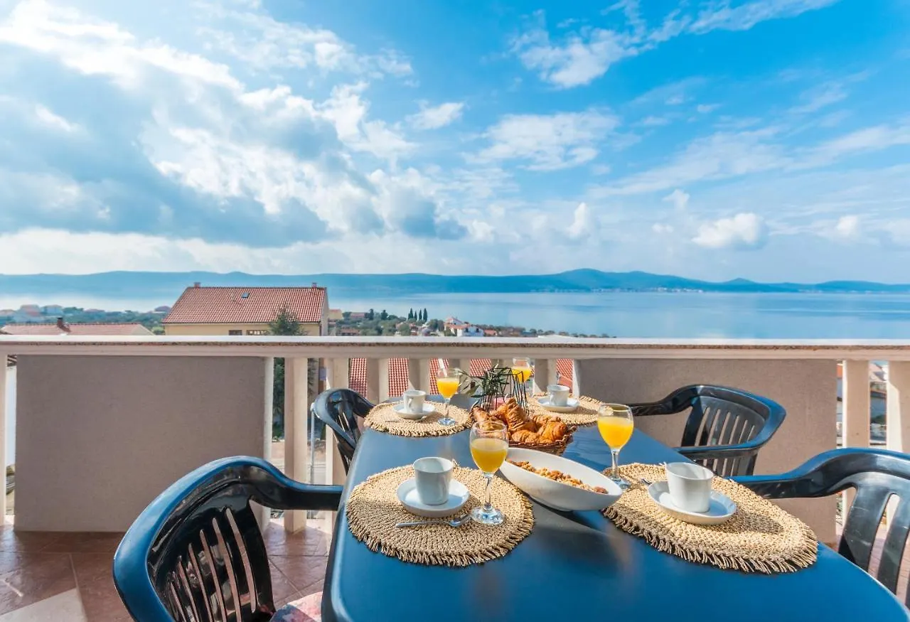 Mustel Travel Apartments Sveti Petar