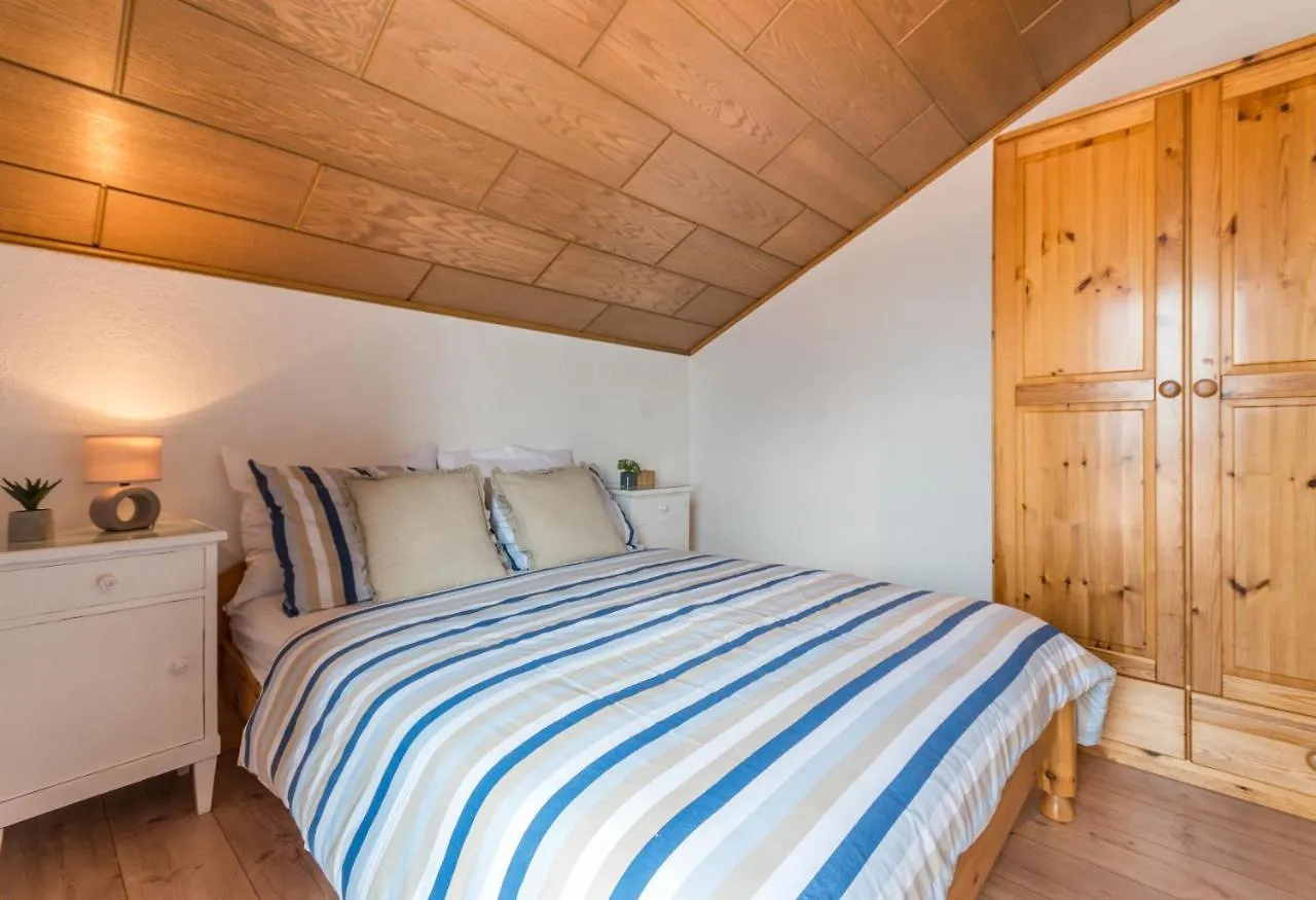 Mustel Travel Apartments Sveti Petar  Croatia